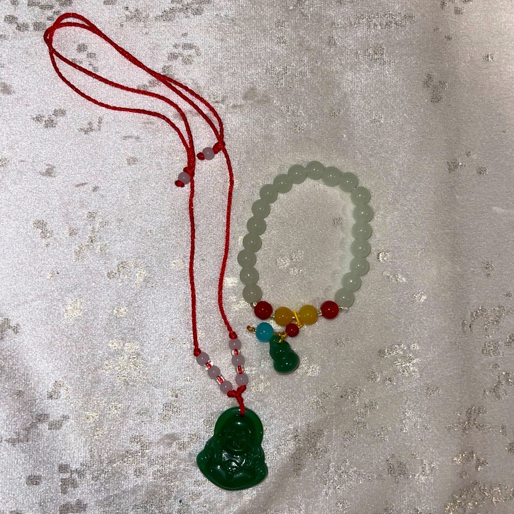 Buddha and bracelet bundle attract of good fortune 🔮